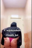 ريم العنزي تستعرض بزازها وامكانيتها العاليه علي الفانز -سكس عربي ...