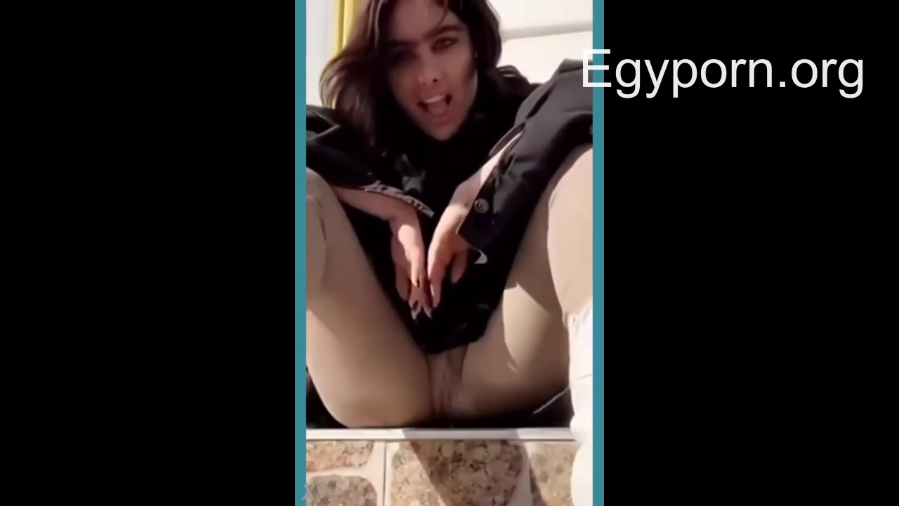 سكس انجي خوري تستعرض كسها الناعم – egyporn